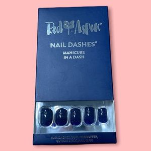 NIB Red Aspen Short Square Nail Dashes in Frans-tastic Blue (Navy Blue)